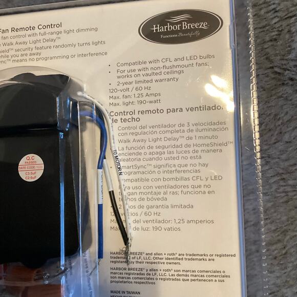 Harbor Breeze Universal Ceiling Fan/light Remote Control Wall Mount Kit #0745358 - Picture 5 of 5